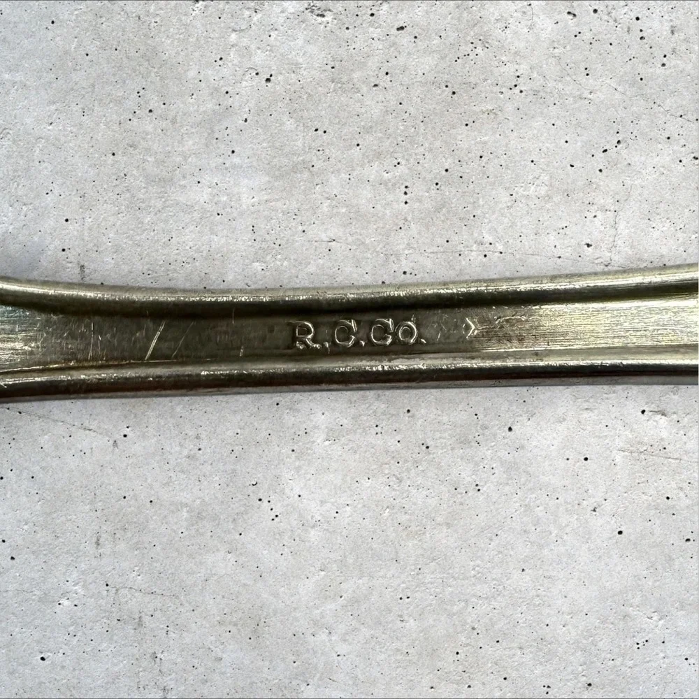 R.C.‎ Co. Serving Spoon 8.25in Silver Plated Vintage  Berry Spoon